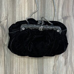 Vintage Elegant Black Velvet Clutch